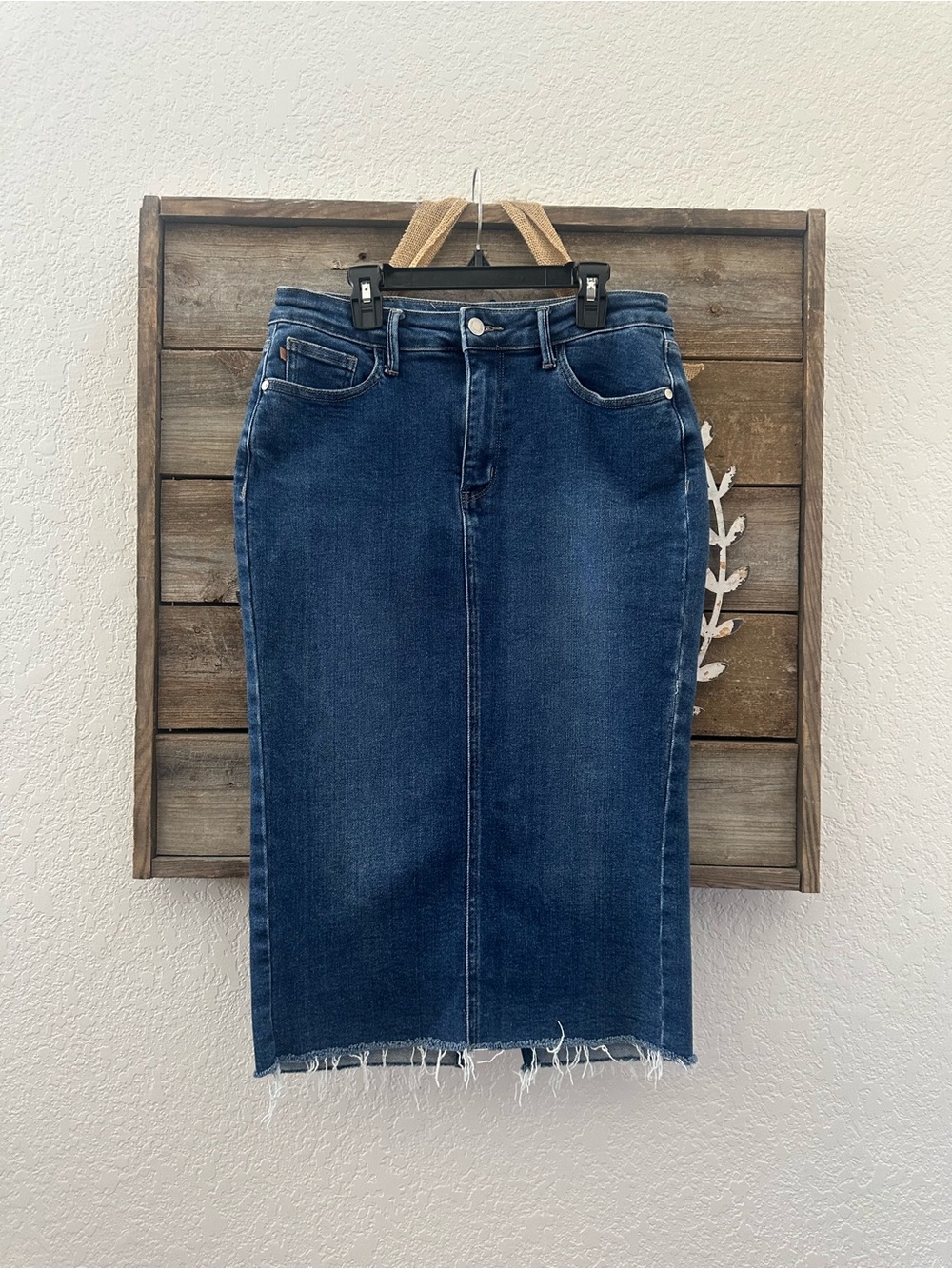 Judy Blue stretch denim midi jean skirt ladies size large